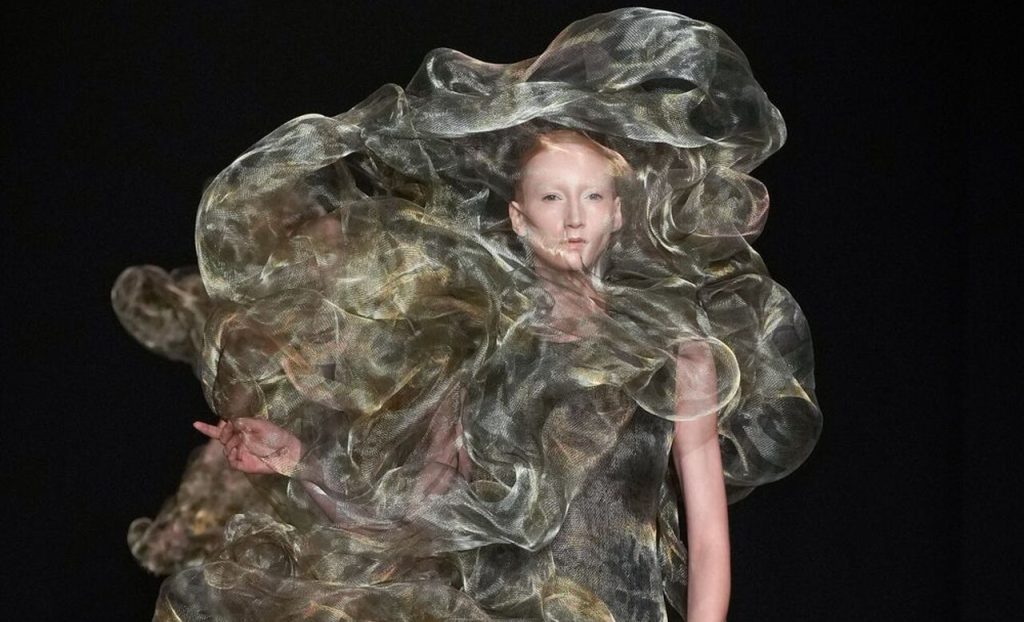 TURNING POINT: Del análisis de tendencias a la creación consciente